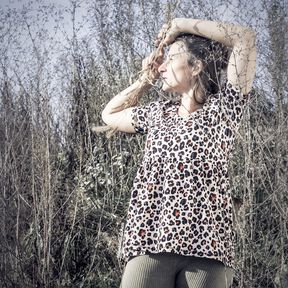 »LaJanna Shirt« (32–46) – Basicshirt mit romantischer Note