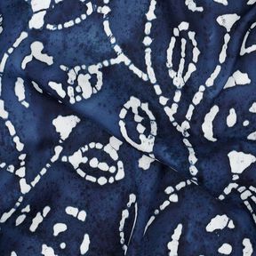 Viskose-Voile Batik Blätterzweige – indigo/weiss, 
