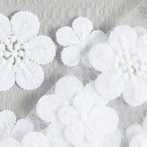 Softmesh 3D Blumenstickerei – weiss | Reststück 50cm
