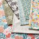Beschichtete Baumwolle bunte Blumen – weiss/aquablau,  thumbnail number 6
