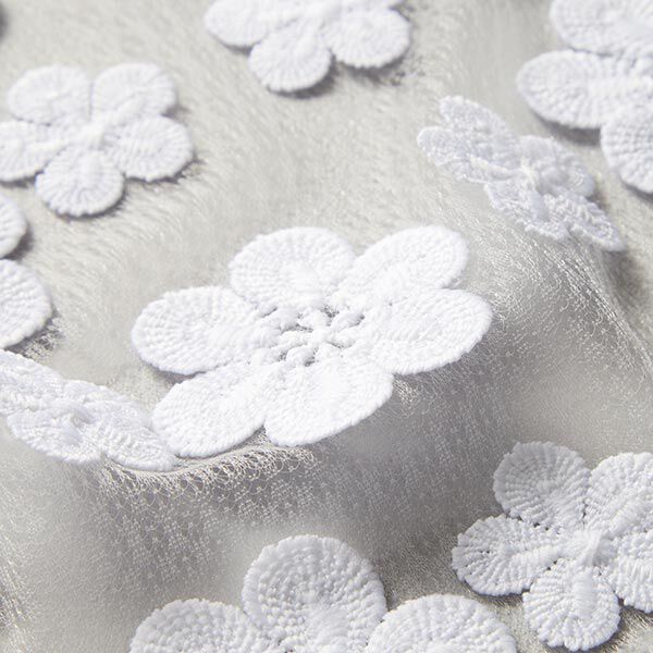 Softmesh 3D Blumenstickerei – weiss | Reststück 50cm