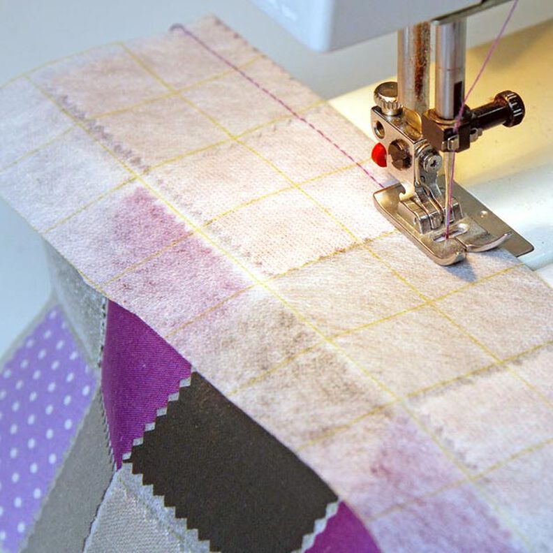 Quilter's Grid | Vlieseline – weiss,  image number 6