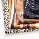 Seiden-Chiffon gemalte Blumen – braun,  thumbnail number 4