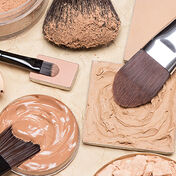 Make-up-Flecken entfernen